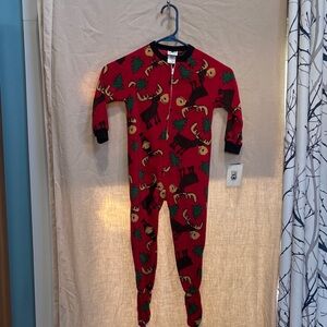 Kids Red Moose Print Footed One-Piece Pajama - Cozy Zipper Sleepwear